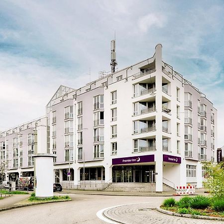 Premier Inn Stuttgart Bad Cannstatt Exterior photo