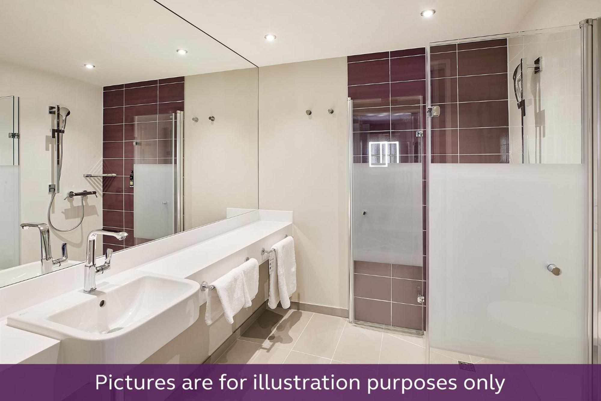 Premier Inn Stuttgart Bad Cannstatt Exterior photo